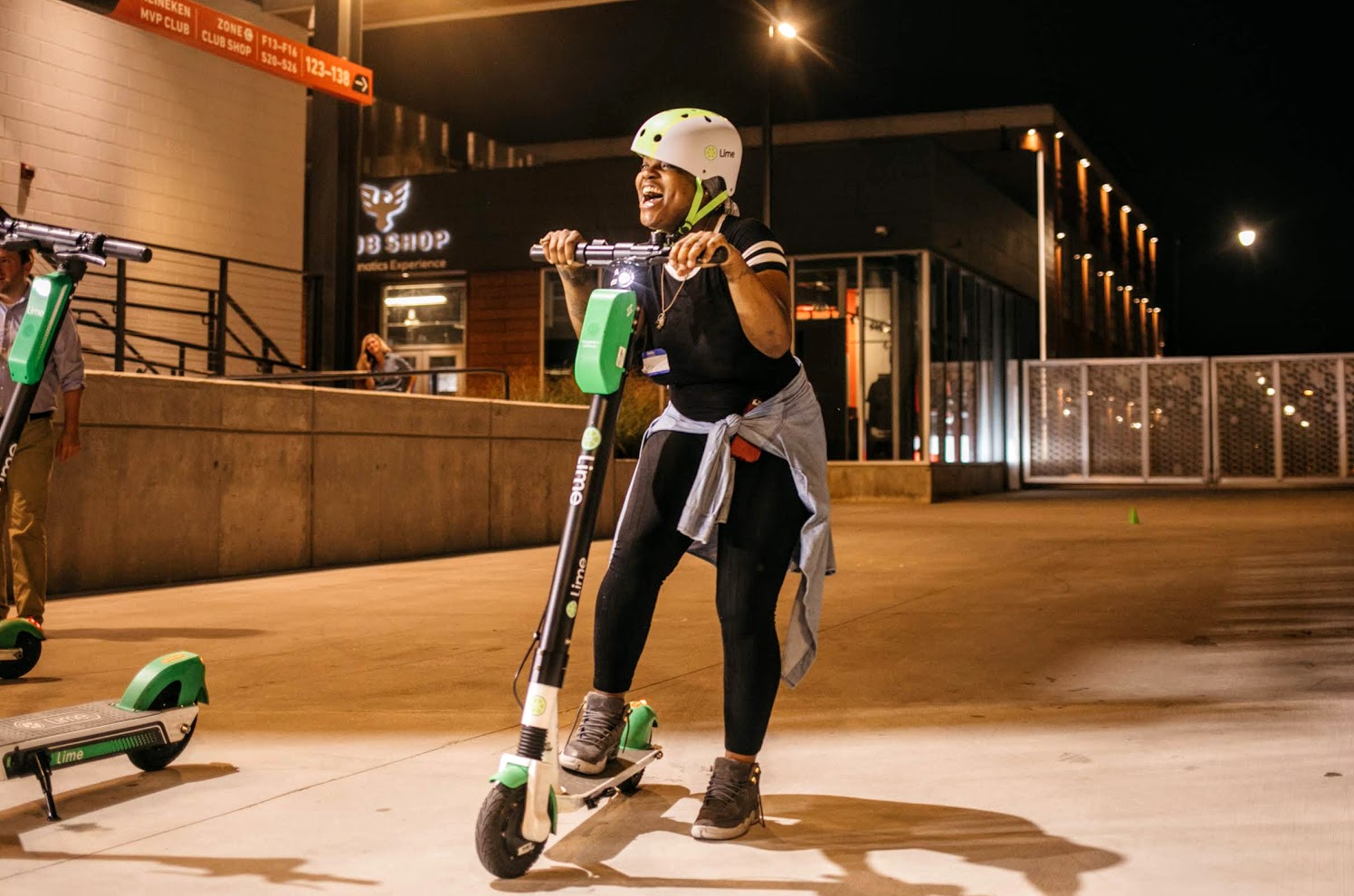 Lime – First Ride Safety Event Helps Bar, Restaurant Workers Navigate At Night